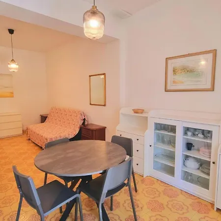 Bilocale Olga, Vicino Al Mare Lägenhet *